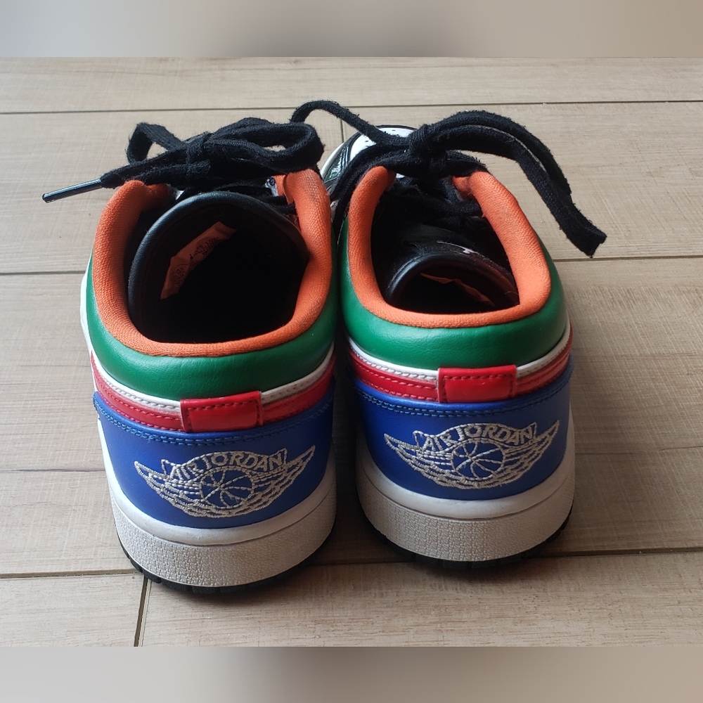 Jordan Air 1 Low Womens Multi-colored, Size 7.5 (Women's Size) - Picture 4 of 8